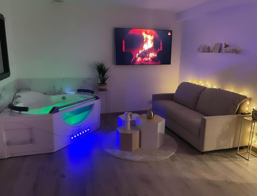 Love Room - Cocon Room - Toulon - Ollioules Extérieur photo